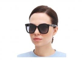 Carolina Herrera 0225-GS BSC на женском лице
