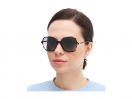 Carolina Herrera 0278-S 807 на женском лице
