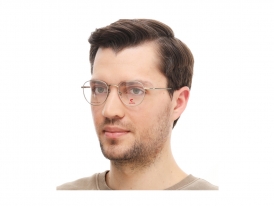 Carrera 8908 0NZ на мужском лице