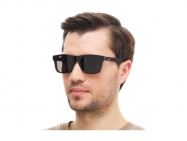 Gucci 0008S 002 на мужском лице