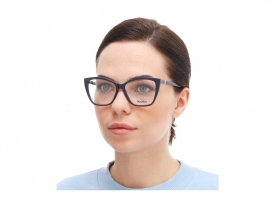 Max Mara 5036 090 на женском лице