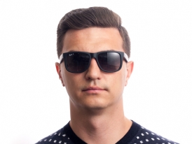 Justin 4165 622/T3 на мужском лице