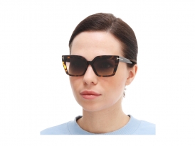 Tom Ford 1030 52F Winona на женском лице