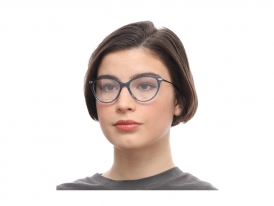 Tommy Hilfiger 1882 PJP на женском лице